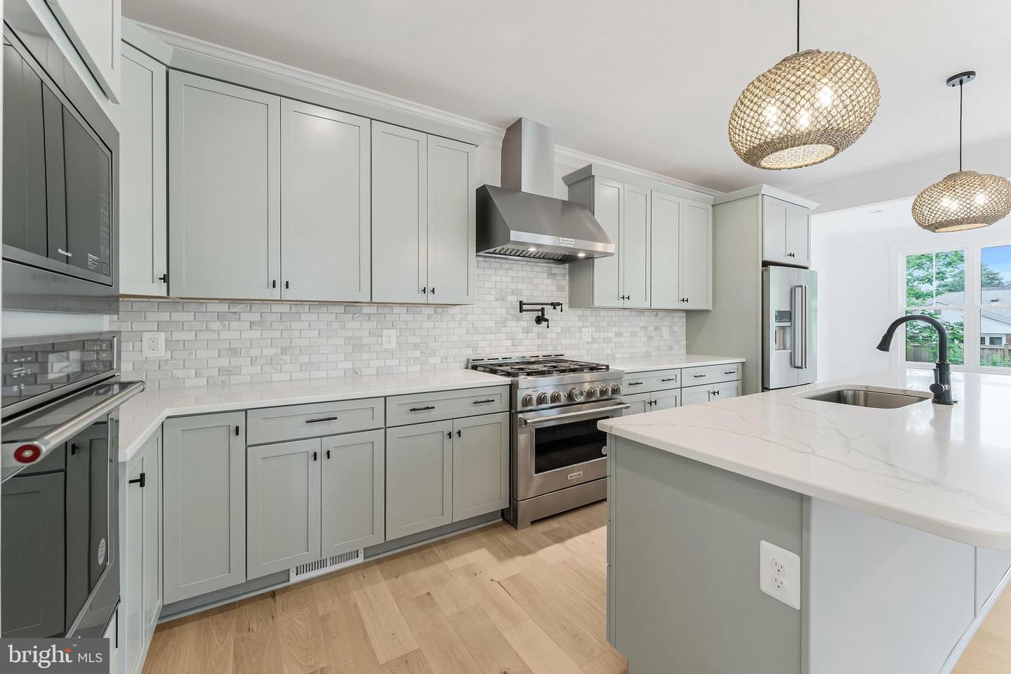 4763 WILLIAMSBURG BLVD, ARLINGTON, Virginia 22207, 6 Bedrooms Bedrooms, ,5 BathroomsBathrooms,Residential,For sale,4763 WILLIAMSBURG BLVD,VAAR2056916 MLS # VAAR2056916