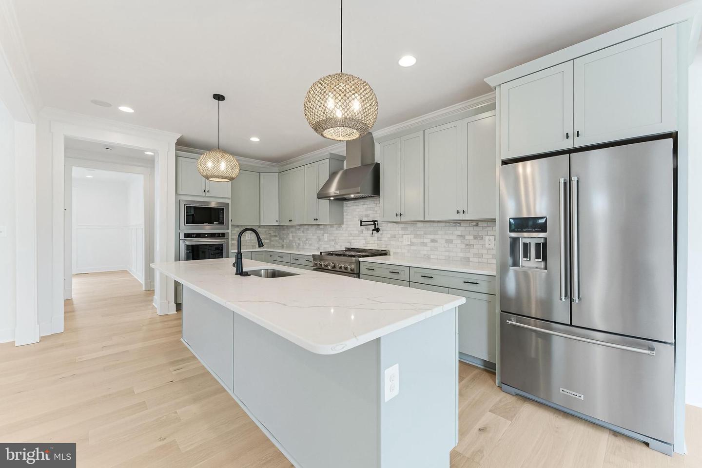 4763 WILLIAMSBURG BLVD, ARLINGTON, Virginia 22207, 6 Bedrooms Bedrooms, ,5 BathroomsBathrooms,Residential,For sale,4763 WILLIAMSBURG BLVD,VAAR2056916 MLS # VAAR2056916