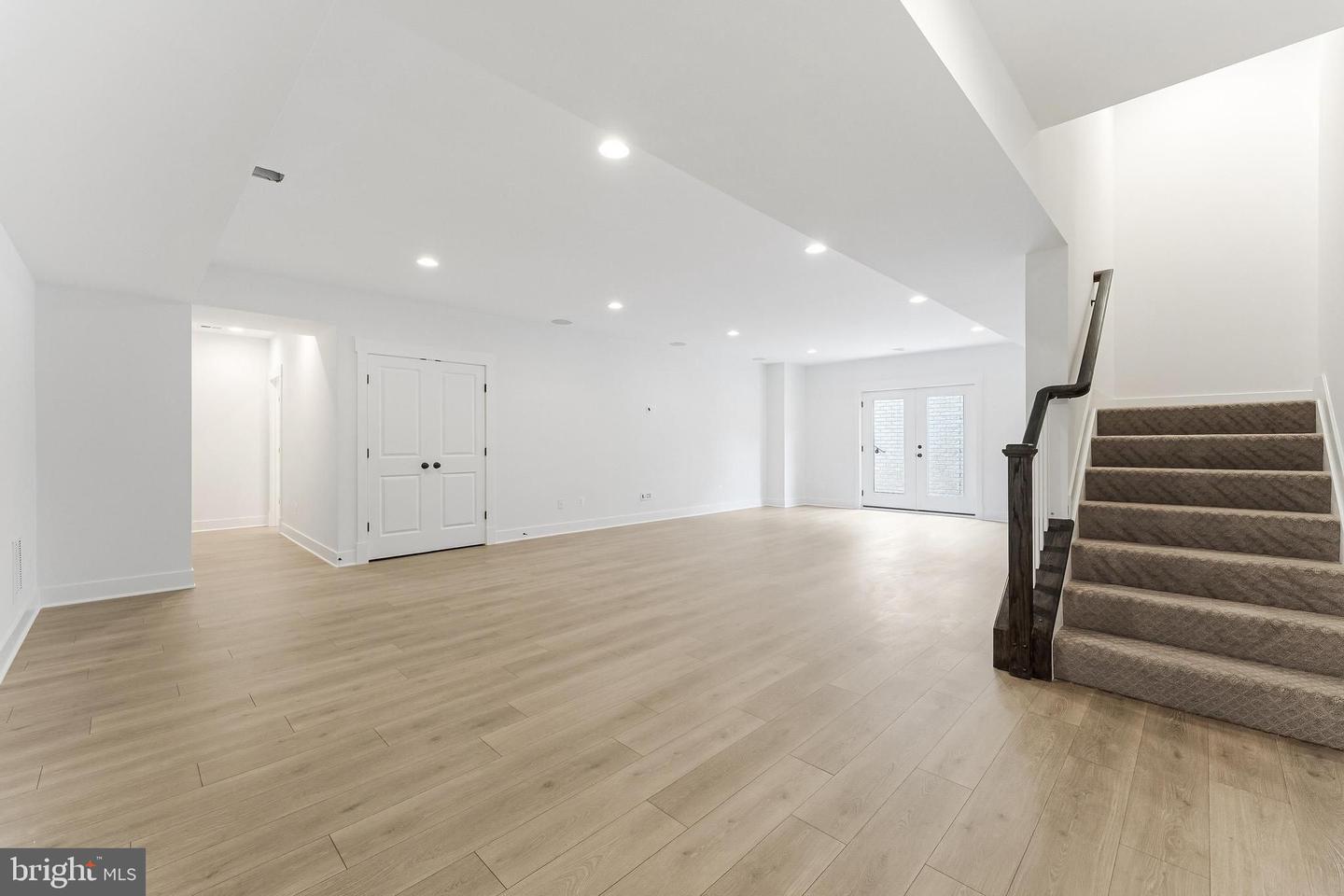 4763 WILLIAMSBURG BLVD, ARLINGTON, Virginia 22207, 6 Bedrooms Bedrooms, ,5 BathroomsBathrooms,Residential,For sale,4763 WILLIAMSBURG BLVD,VAAR2056916 MLS # VAAR2056916