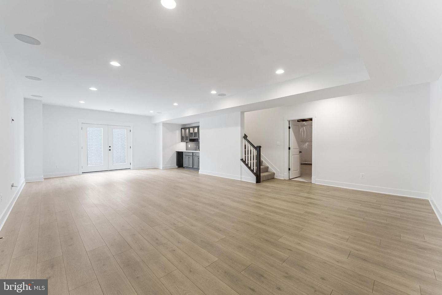 4763 WILLIAMSBURG BLVD, ARLINGTON, Virginia 22207, 6 Bedrooms Bedrooms, ,5 BathroomsBathrooms,Residential,For sale,4763 WILLIAMSBURG BLVD,VAAR2056916 MLS # VAAR2056916