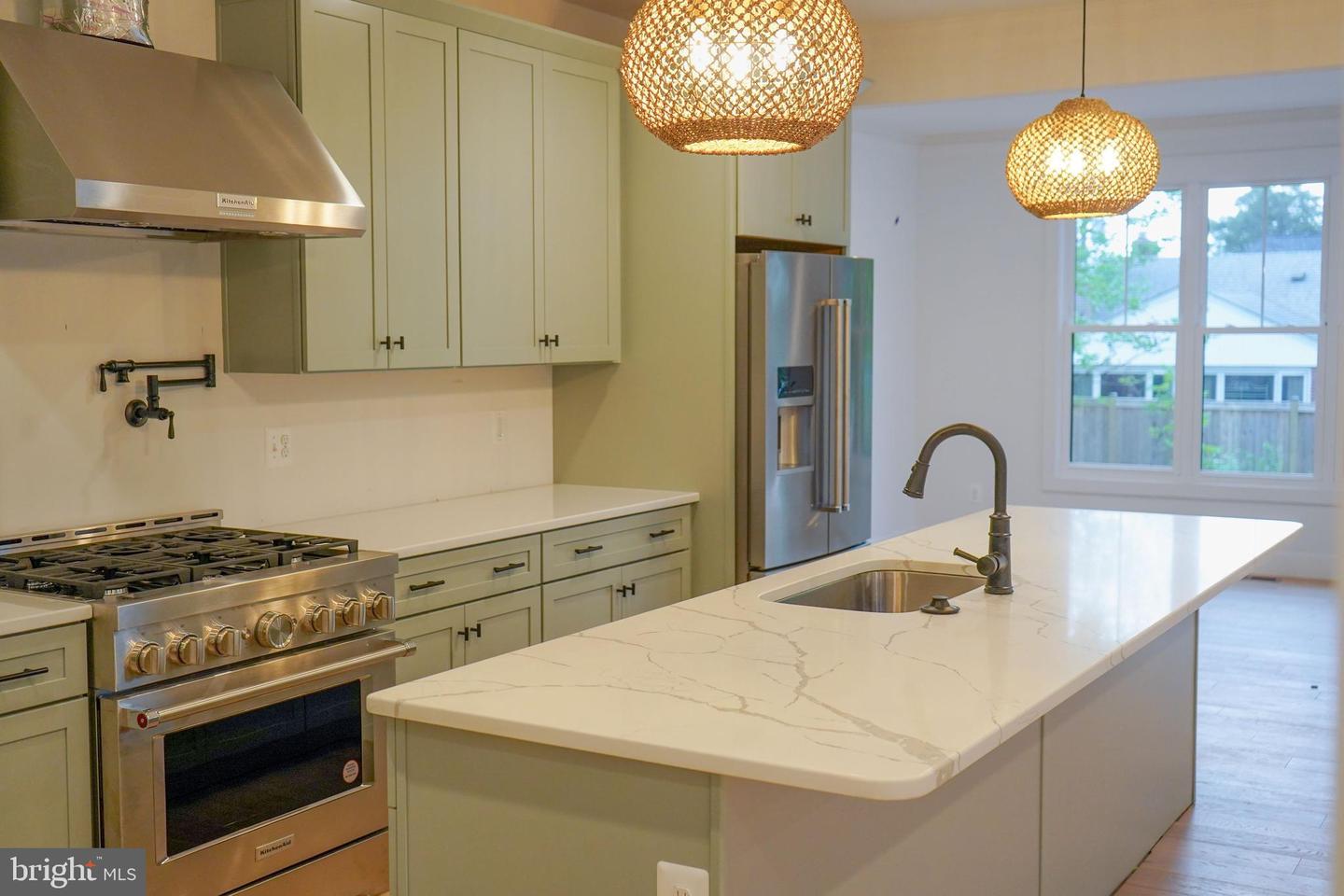 4763 WILLIAMSBURG BLVD, ARLINGTON, Virginia 22207, 6 Bedrooms Bedrooms, ,5 BathroomsBathrooms,Residential,For sale,4763 WILLIAMSBURG BLVD,VAAR2056916 MLS # VAAR2056916