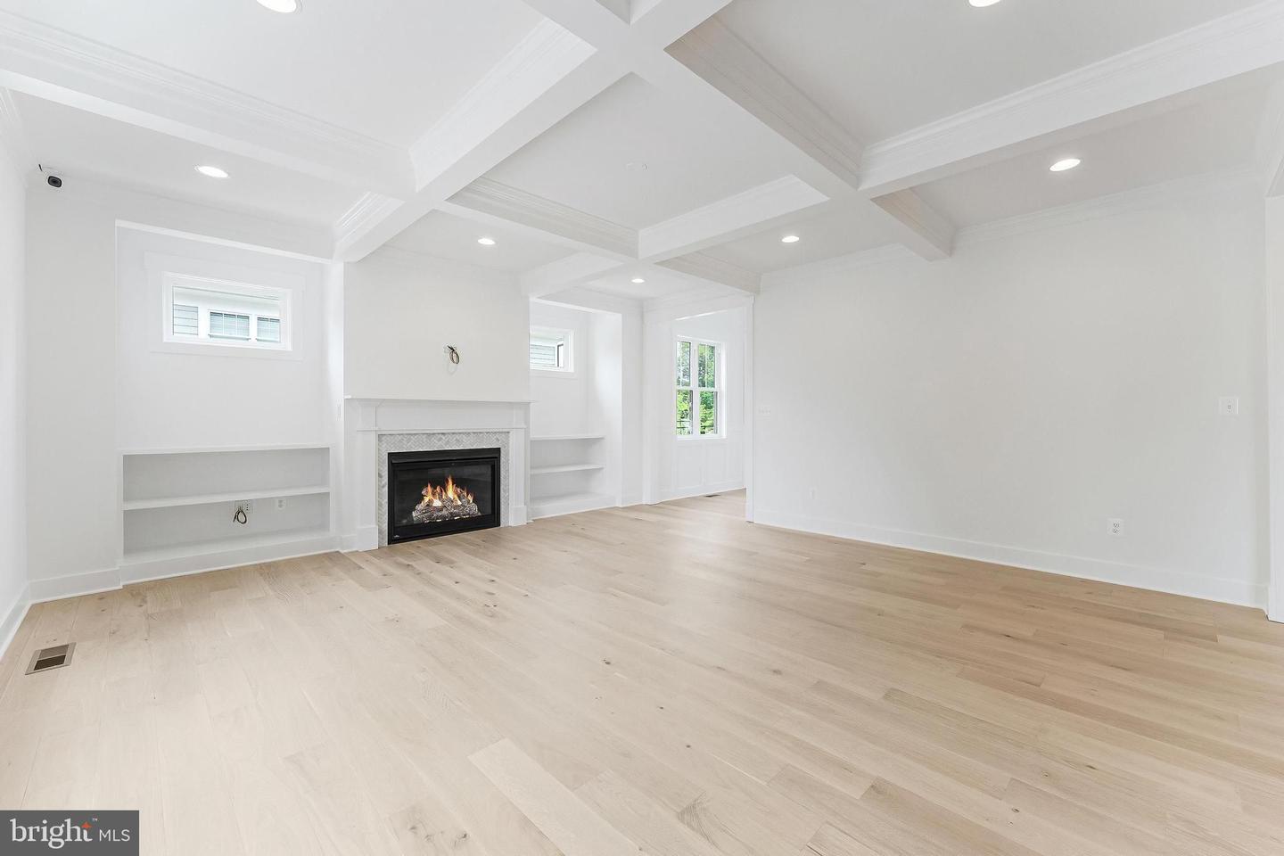4763 WILLIAMSBURG BLVD, ARLINGTON, Virginia 22207, 6 Bedrooms Bedrooms, ,5 BathroomsBathrooms,Residential,For sale,4763 WILLIAMSBURG BLVD,VAAR2056916 MLS # VAAR2056916