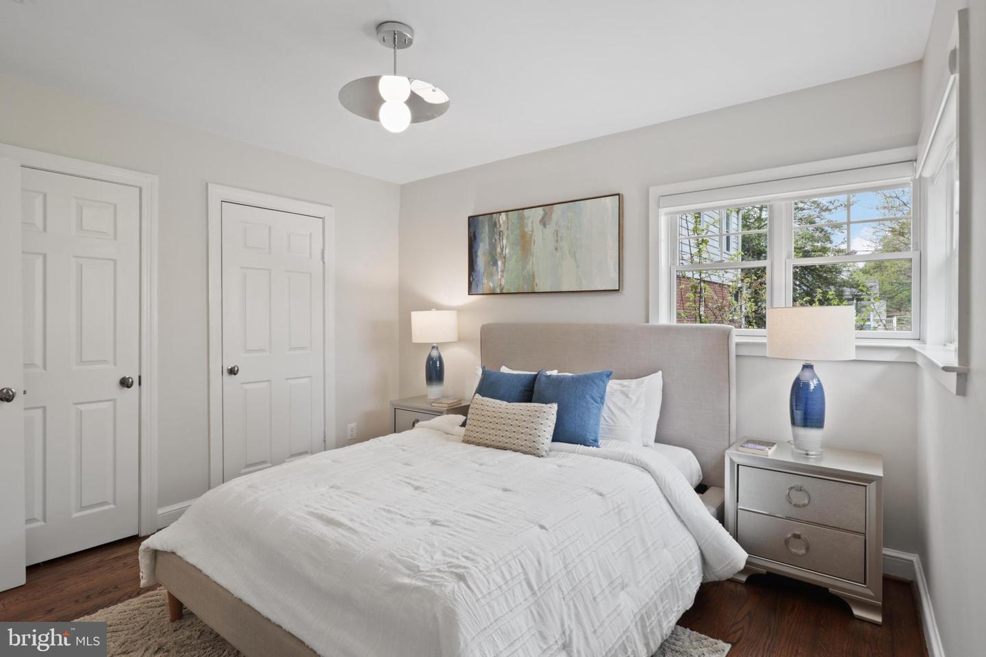 865 N JEFFERSON ST, ARLINGTON, Virginia 22205, 5 Bedrooms Bedrooms, ,4 BathroomsBathrooms,Residential,For sale,865 N JEFFERSON ST,VAAR2056918 MLS # VAAR2056918