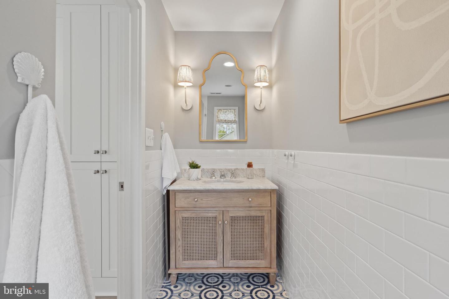 865 N JEFFERSON ST, ARLINGTON, Virginia 22205, 5 Bedrooms Bedrooms, ,4 BathroomsBathrooms,Residential,For sale,865 N JEFFERSON ST,VAAR2056918 MLS # VAAR2056918