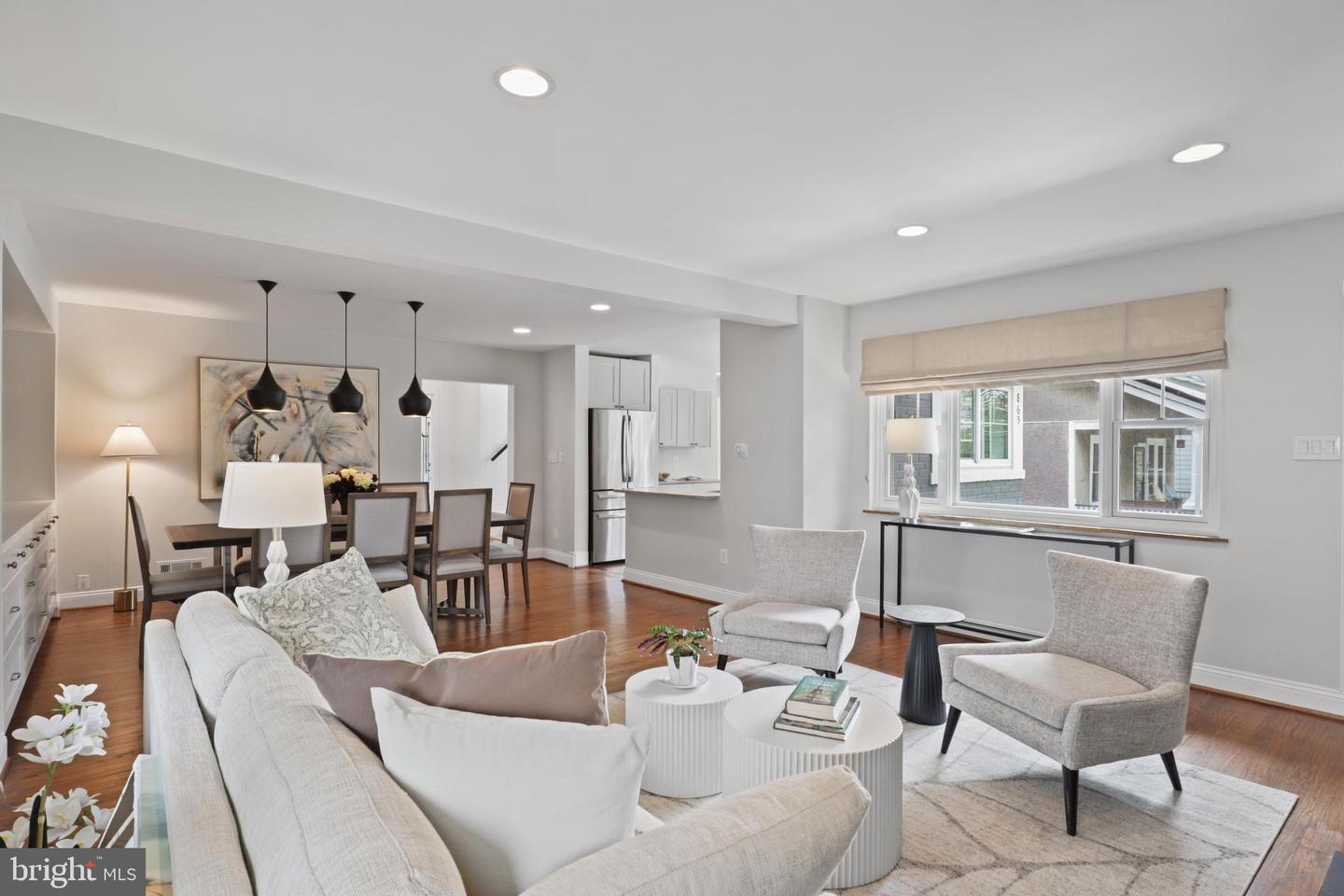 865 N JEFFERSON ST, ARLINGTON, Virginia 22205, 5 Bedrooms Bedrooms, ,4 BathroomsBathrooms,Residential,For sale,865 N JEFFERSON ST,VAAR2056918 MLS # VAAR2056918