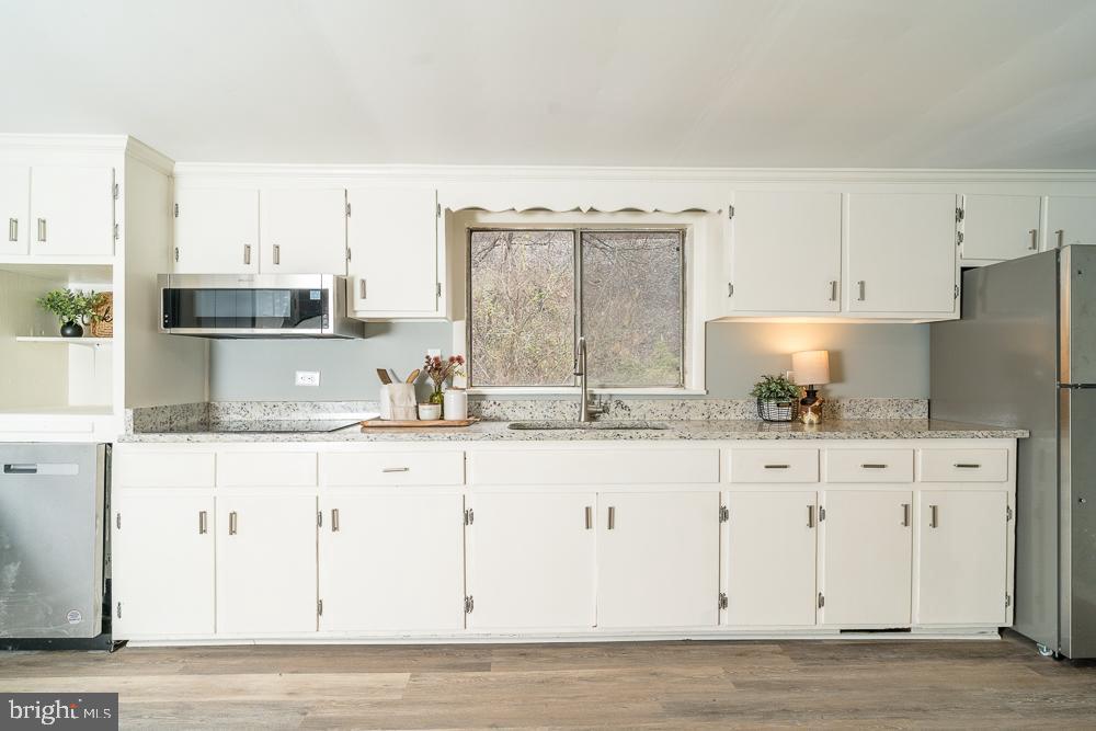 1121 MONACAN TRAIL RD, CHARLOTTESVILLE, Virginia 22903, 3 Bedrooms Bedrooms, ,1 BathroomBathrooms,Residential,For sale,1121 MONACAN TRAIL RD,VAAB2000964 MLS # VAAB2000964