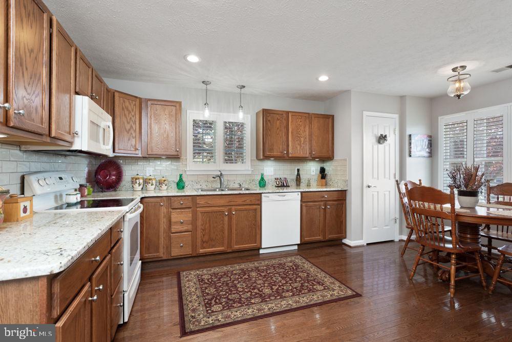 521 HICKORY GROVE CIR, HARRISONBURG, Virginia 22801, 2 Bedrooms Bedrooms, ,2 BathroomsBathrooms,Residential,For sale,521 HICKORY GROVE CIR,VAHC2000408 MLS # VAHC2000408