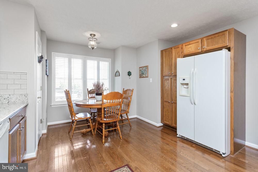 521 HICKORY GROVE CIR, HARRISONBURG, Virginia 22801, 2 Bedrooms Bedrooms, ,2 BathroomsBathrooms,Residential,For sale,521 HICKORY GROVE CIR,VAHC2000408 MLS # VAHC2000408