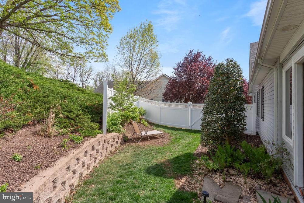 521 HICKORY GROVE CIR, HARRISONBURG, Virginia 22801, 2 Bedrooms Bedrooms, ,2 BathroomsBathrooms,Residential,For sale,521 HICKORY GROVE CIR,VAHC2000408 MLS # VAHC2000408