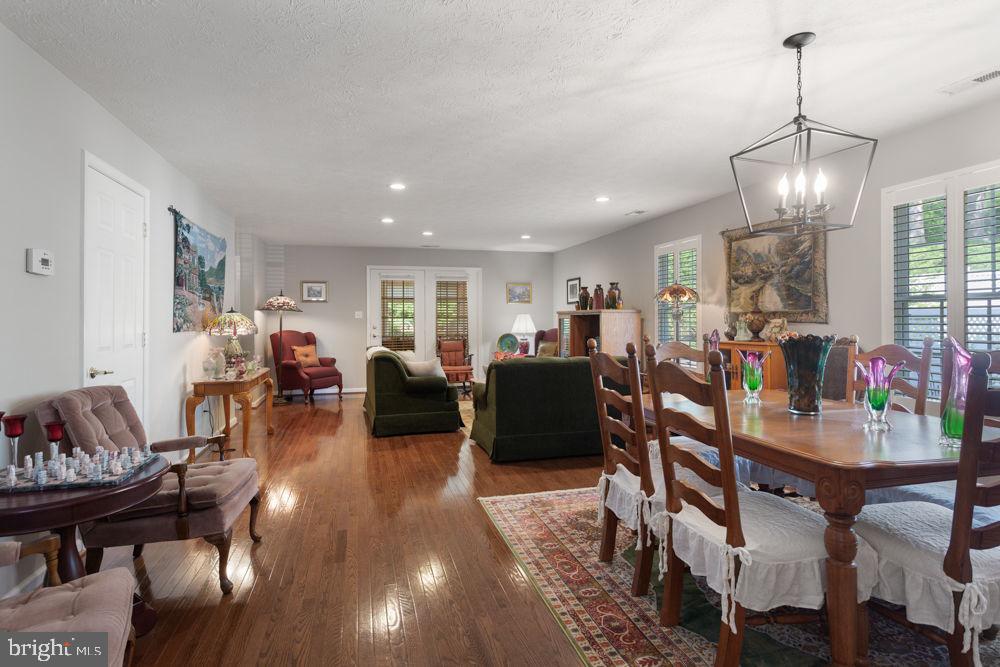 521 HICKORY GROVE CIR, HARRISONBURG, Virginia 22801, 2 Bedrooms Bedrooms, ,2 BathroomsBathrooms,Residential,For sale,521 HICKORY GROVE CIR,VAHC2000408 MLS # VAHC2000408