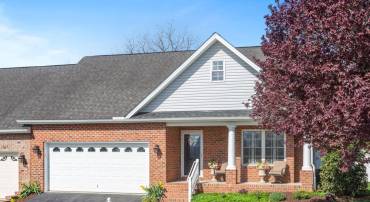 521 HICKORY GROVE CIR, HARRISONBURG, Virginia 22801, 2 Bedrooms Bedrooms, ,2 BathroomsBathrooms,Residential,For sale,521 HICKORY GROVE CIR,VAHC2000408 MLS # VAHC2000408
