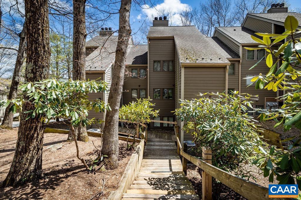 405 THREE RIDGES CONDOS, WINTERGREEN RESORT, Virginia 22967, 2 Bedrooms Bedrooms, ,2 BathroomsBathrooms,Residential,For sale,405 THREE RIDGES CONDOS,663979 MLS # 663979