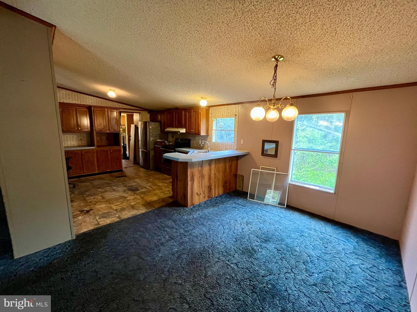12025 W RIVER RD, PALMYRA, Virginia 22963, 3 Bedrooms Bedrooms, ,2 BathroomsBathrooms,Residential,For sale,12025 W RIVER RD,VAFN2000464 MLS # VAFN2000464