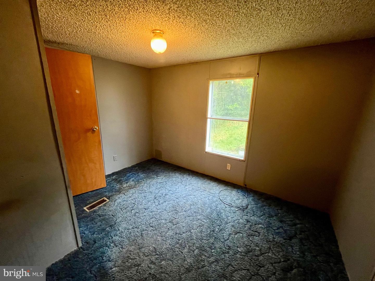 12025 W RIVER RD, PALMYRA, Virginia 22963, 3 Bedrooms Bedrooms, ,2 BathroomsBathrooms,Residential,For sale,12025 W RIVER RD,VAFN2000464 MLS # VAFN2000464