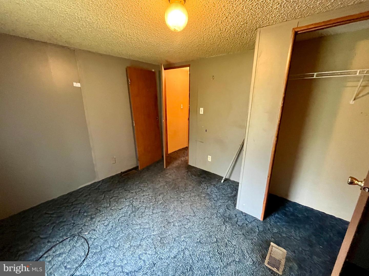 12025 W RIVER RD, PALMYRA, Virginia 22963, 3 Bedrooms Bedrooms, ,2 BathroomsBathrooms,Residential,For sale,12025 W RIVER RD,VAFN2000464 MLS # VAFN2000464