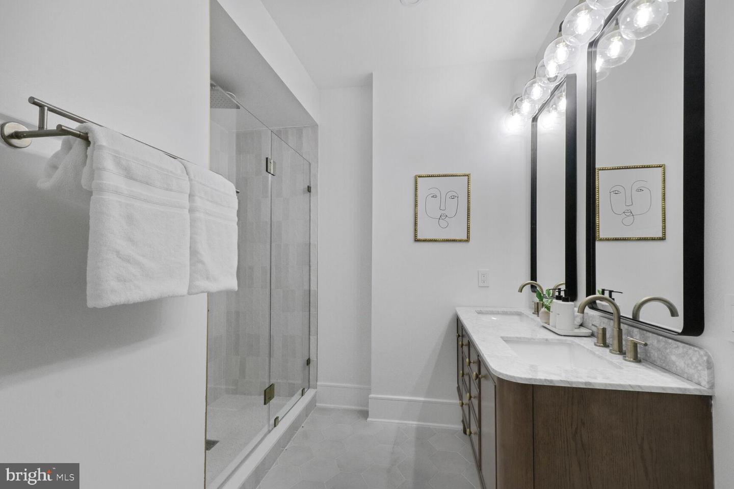 2524 41ST ST NW #UNIT 1, WASHINGTON, District Of Columbia 20007, 2 Bedrooms Bedrooms, ,2 BathroomsBathrooms,Residential,For sale,2524 41ST ST NW #UNIT 1,DCDC2198580 MLS # DCDC2198580