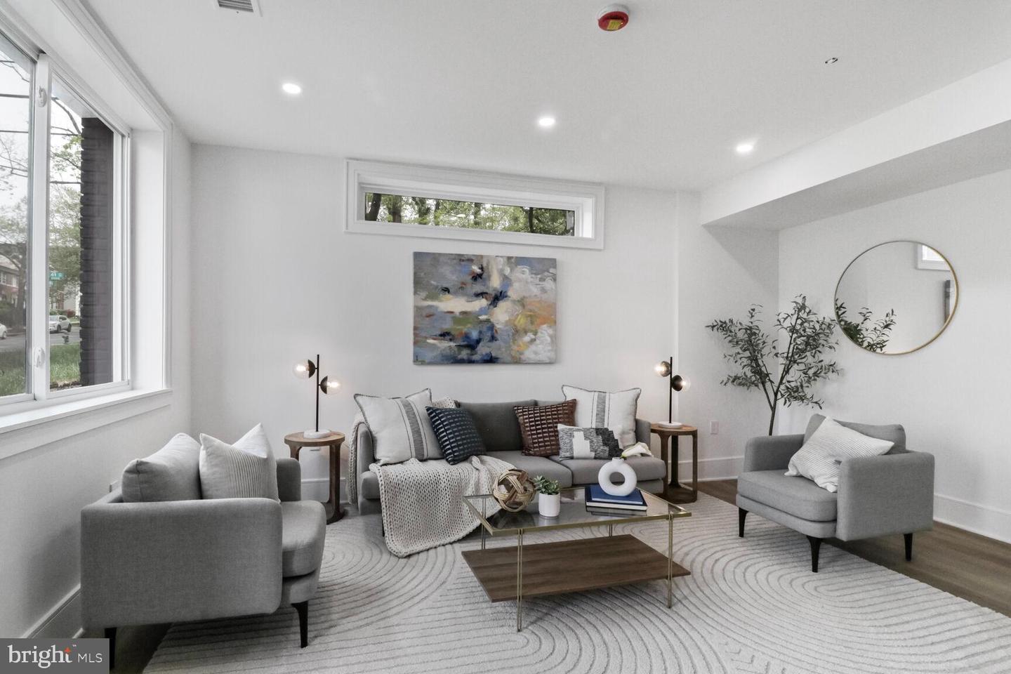 2524 41ST ST NW #UNIT 1, WASHINGTON, District Of Columbia 20007, 2 Bedrooms Bedrooms, ,2 BathroomsBathrooms,Residential,For sale,2524 41ST ST NW #UNIT 1,DCDC2198580 MLS # DCDC2198580