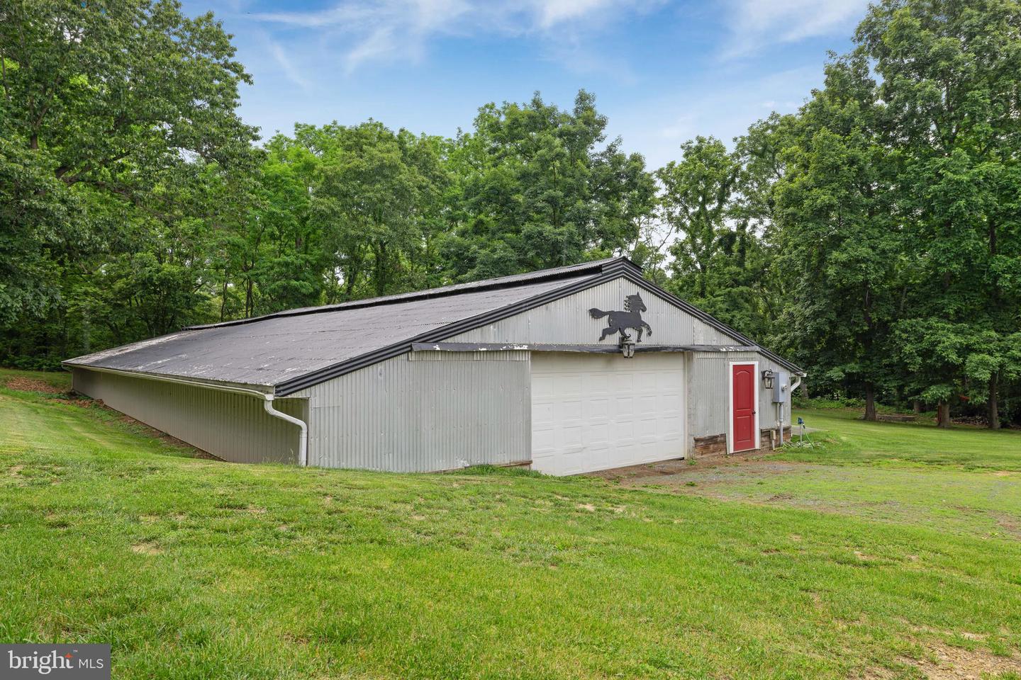 4111 SPOTSWOOD TRL, PENN LAIRD, Virginia 22846, 5 Bedrooms Bedrooms, ,3 BathroomsBathrooms,Residential,For sale,4111 SPOTSWOOD TRL,VARO2002262 MLS # VARO2002262