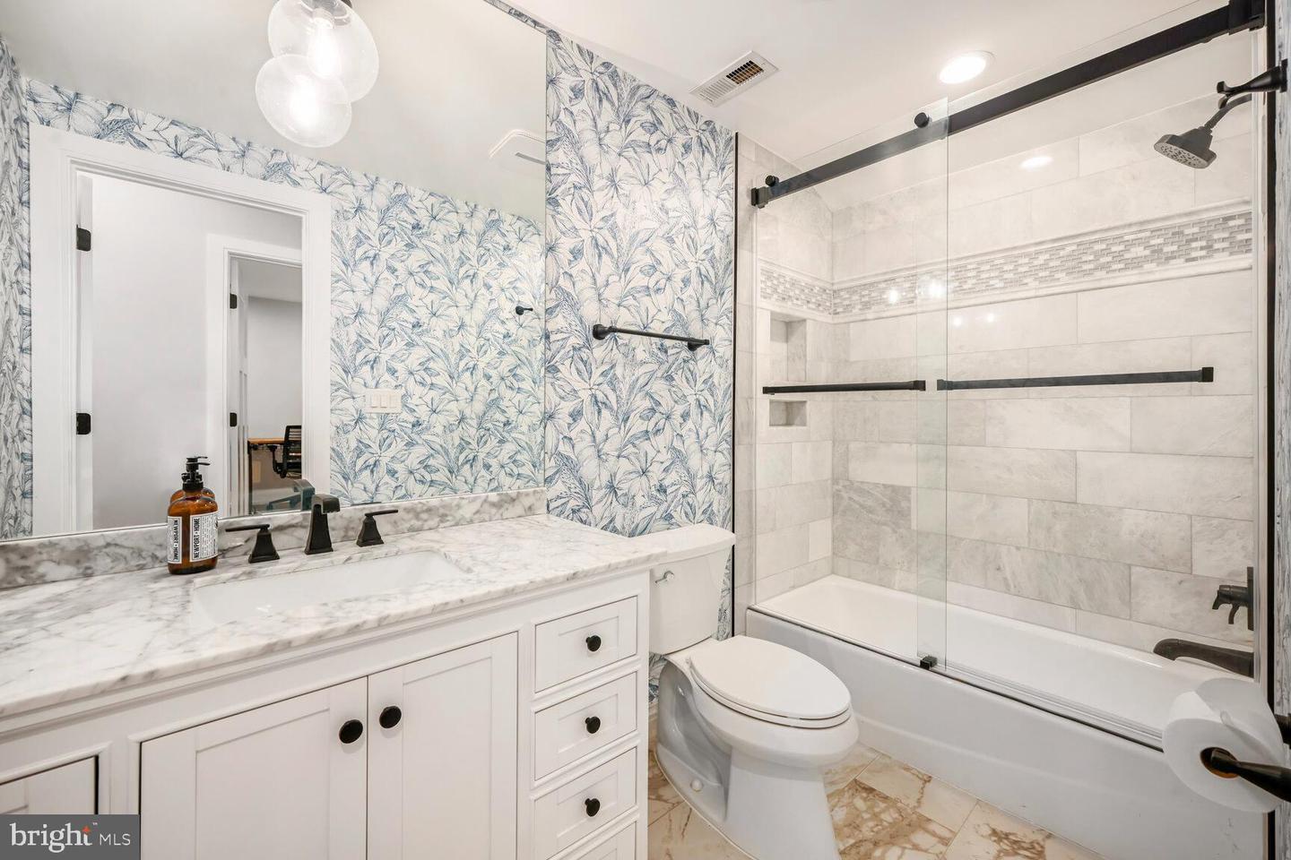 1317 RANDOLPH ST NW #1, WASHINGTON, District Of Columbia 20011, 2 Bedrooms Bedrooms, ,2 BathroomsBathrooms,Residential,For sale,1317 RANDOLPH ST NW #1,DCDC2198584 MLS # DCDC2198584