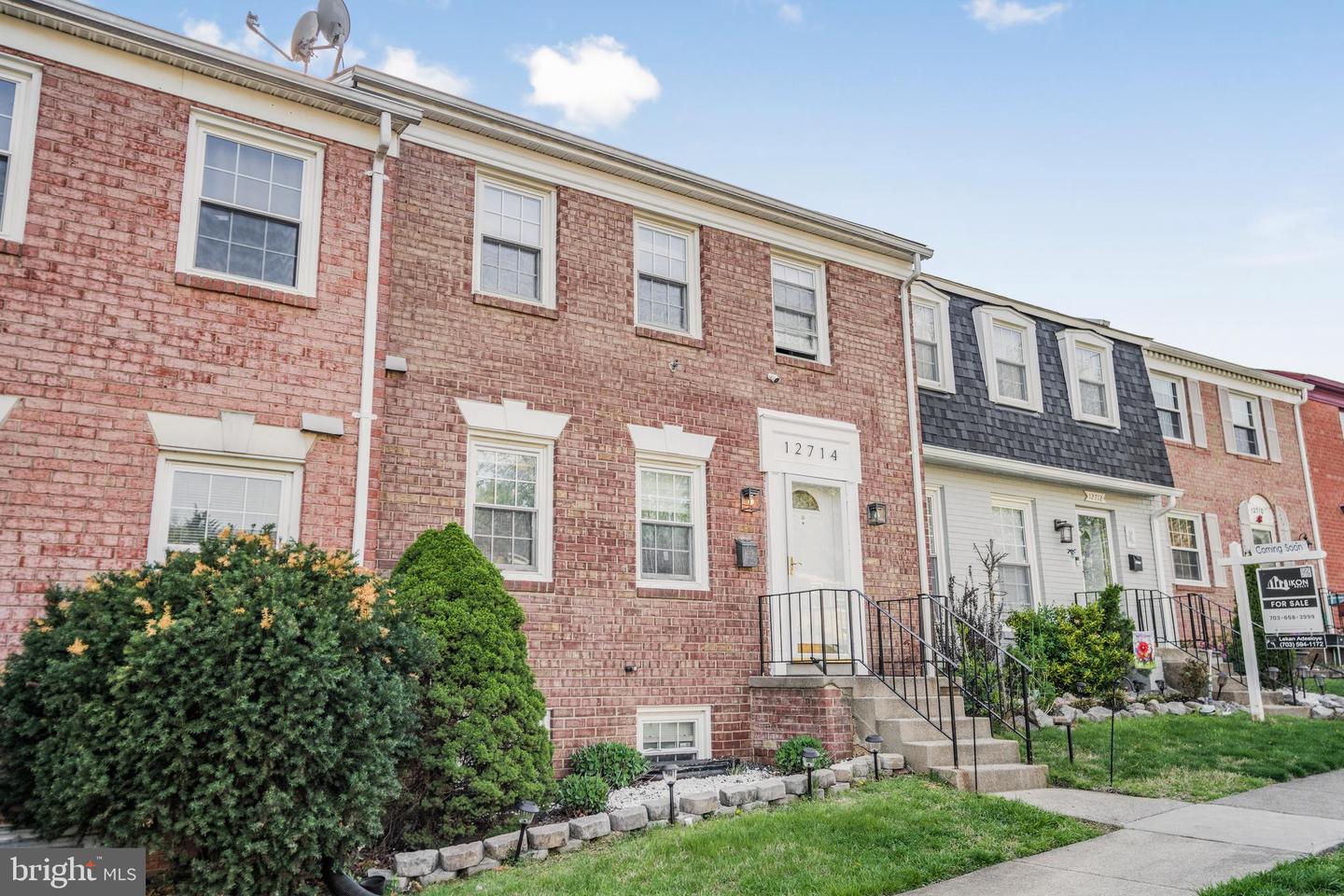 12714 HARBORVIEW CT, WOODBRIDGE, Virginia 22192, 4 Bedrooms Bedrooms, ,3 BathroomsBathrooms,Residential,For sale,12714 HARBORVIEW CT,VAPW2093680 MLS # VAPW2093680