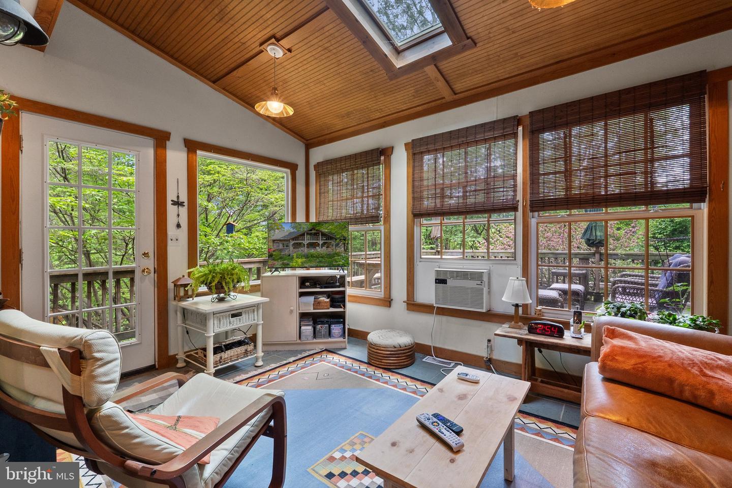 3513 COBBLER MOUNTAIN RD, DELAPLANE, Virginia 20144, 3 Bedrooms Bedrooms, ,2 BathroomsBathrooms,Residential,For sale,3513 COBBLER MOUNTAIN RD,VAFQ2016464 MLS # VAFQ2016464
