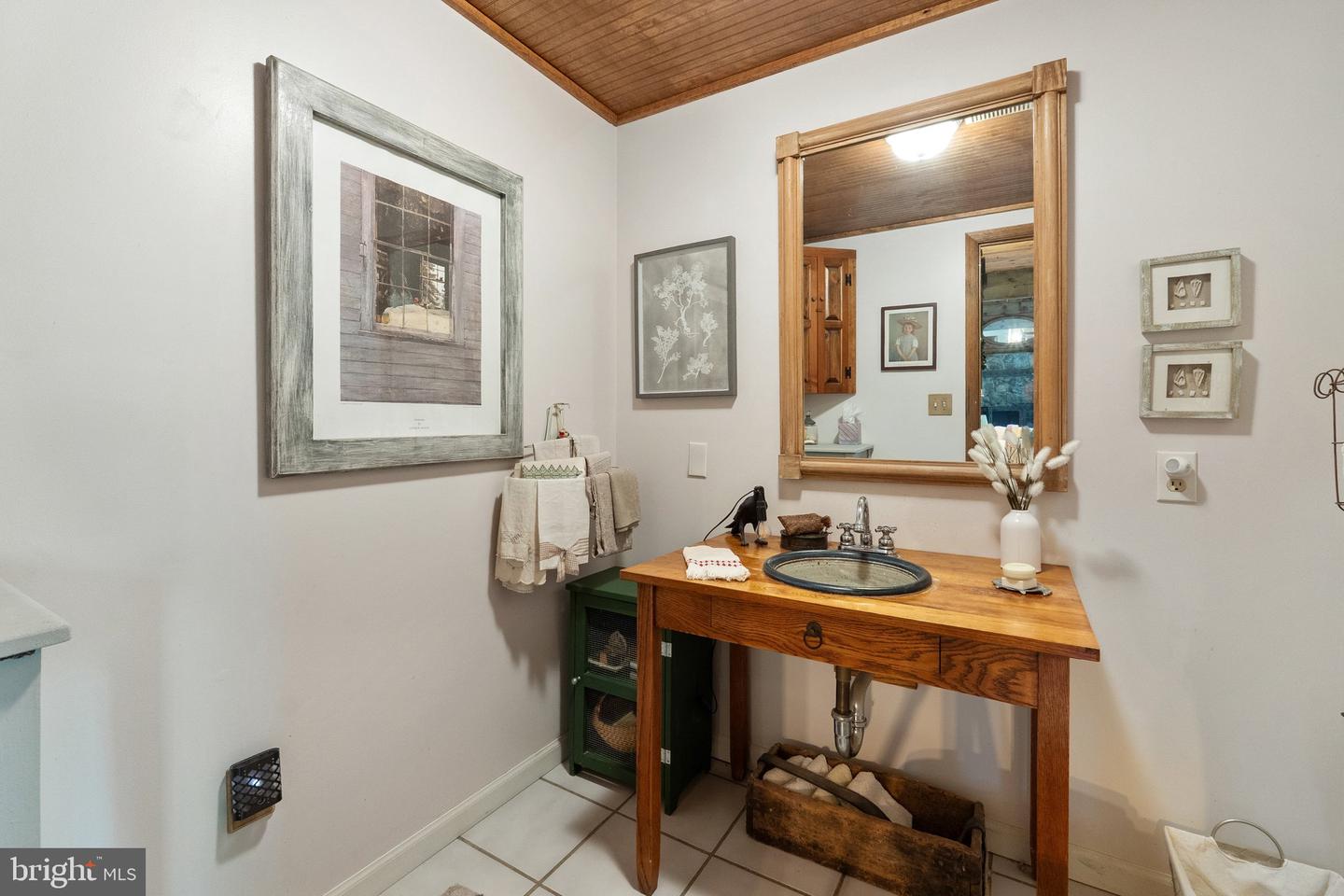 3513 COBBLER MOUNTAIN RD, DELAPLANE, Virginia 20144, 3 Bedrooms Bedrooms, ,2 BathroomsBathrooms,Residential,For sale,3513 COBBLER MOUNTAIN RD,VAFQ2016464 MLS # VAFQ2016464