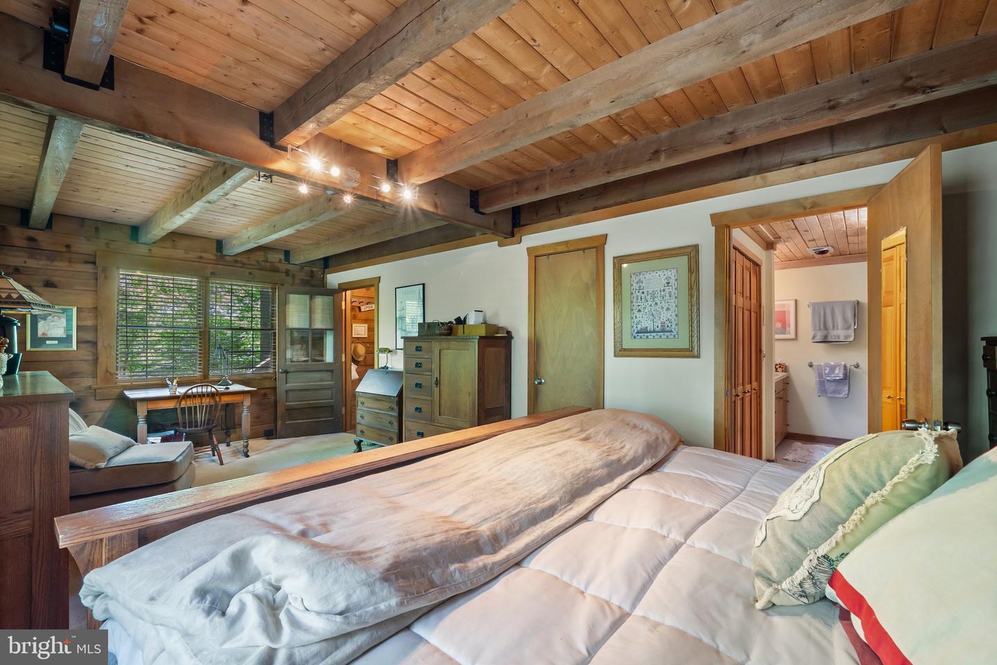 3513 COBBLER MOUNTAIN RD, DELAPLANE, Virginia 20144, 3 Bedrooms Bedrooms, ,2 BathroomsBathrooms,Residential,For sale,3513 COBBLER MOUNTAIN RD,VAFQ2016464 MLS # VAFQ2016464