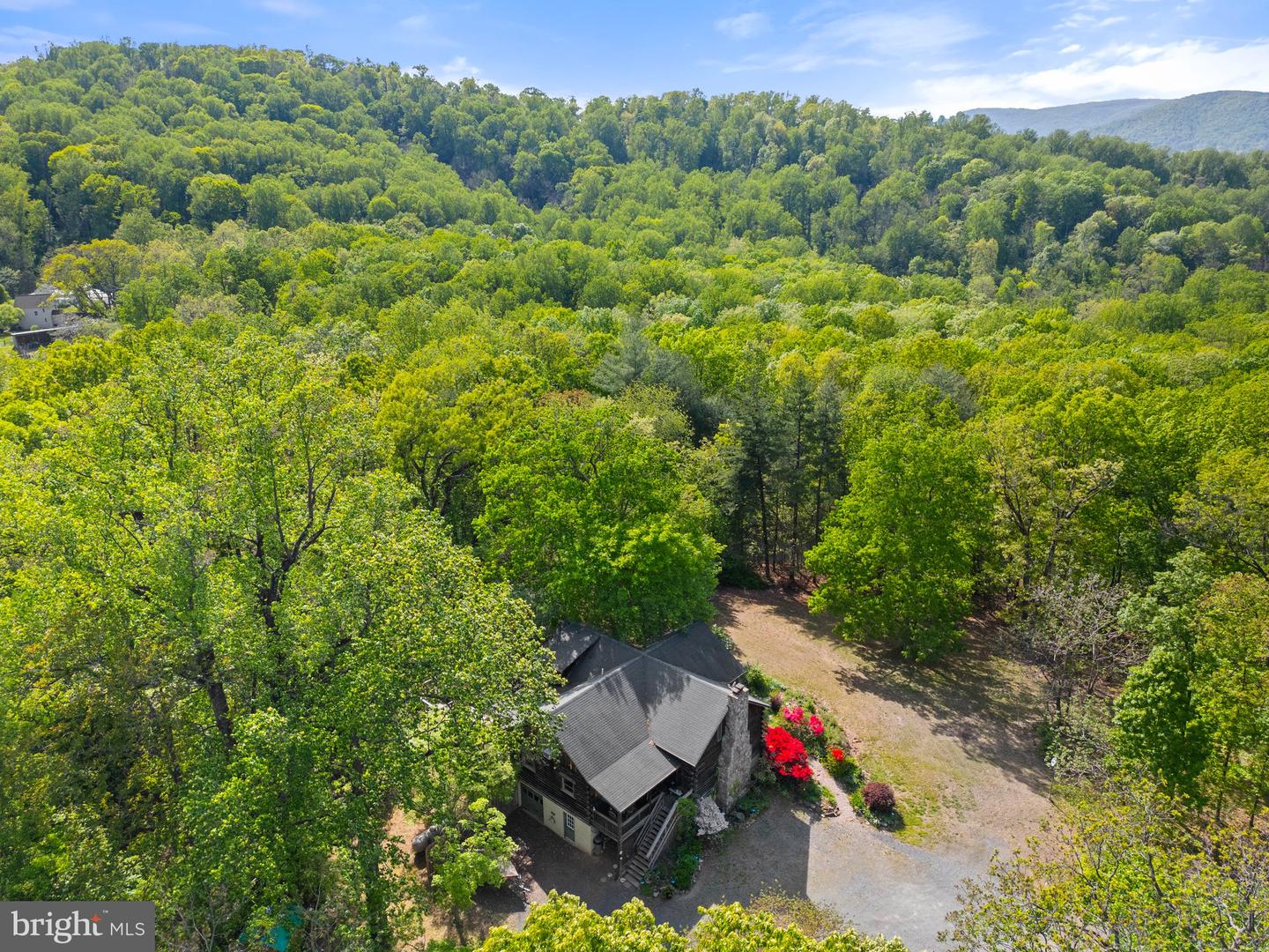 3513 COBBLER MOUNTAIN RD, DELAPLANE, Virginia 20144, 3 Bedrooms Bedrooms, ,2 BathroomsBathrooms,Residential,For sale,3513 COBBLER MOUNTAIN RD,VAFQ2016464 MLS # VAFQ2016464