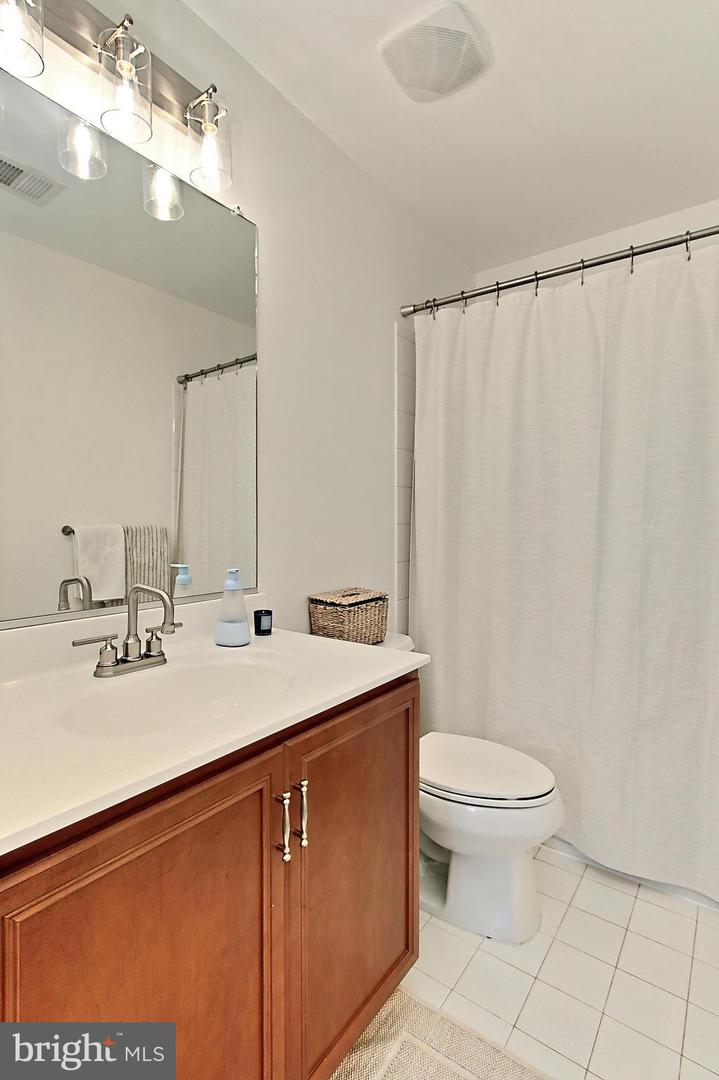25112 NEPTUNE TER, CHANTILLY, Virginia 20152, 3 Bedrooms Bedrooms, ,3 BathroomsBathrooms,Residential,For sale,25112 NEPTUNE TER,VALO2095402 MLS # VALO2095402
