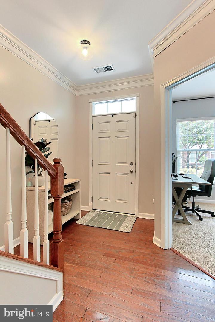25112 NEPTUNE TER, CHANTILLY, Virginia 20152, 3 Bedrooms Bedrooms, ,3 BathroomsBathrooms,Residential,For sale,25112 NEPTUNE TER,VALO2095402 MLS # VALO2095402