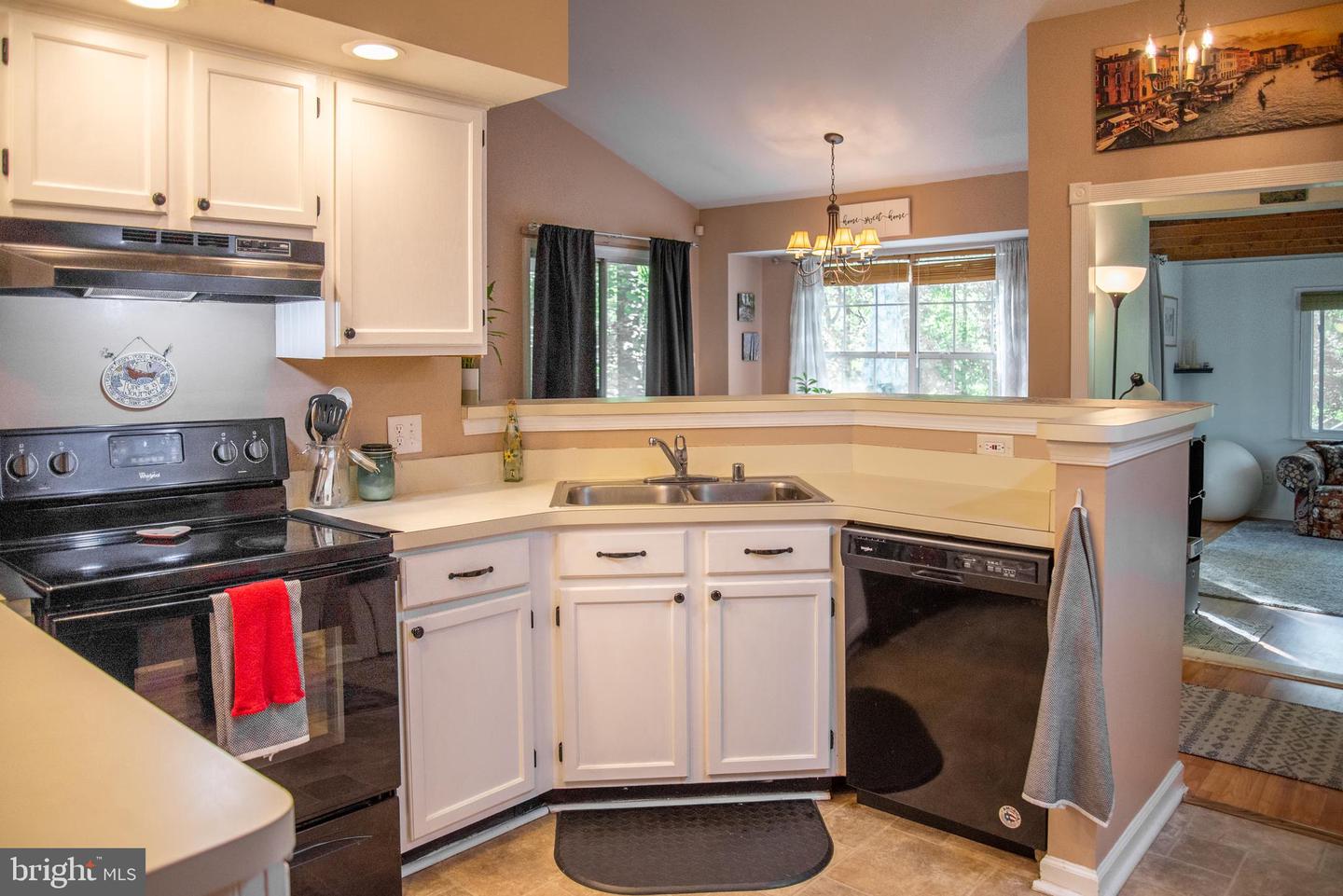 10919 CRESTWOOD DR, SPOTSYLVANIA, Virginia 22553, 3 Bedrooms Bedrooms, ,2 BathroomsBathrooms,Residential,For sale,10919 CRESTWOOD DR,VASP2032744 MLS # VASP2032744