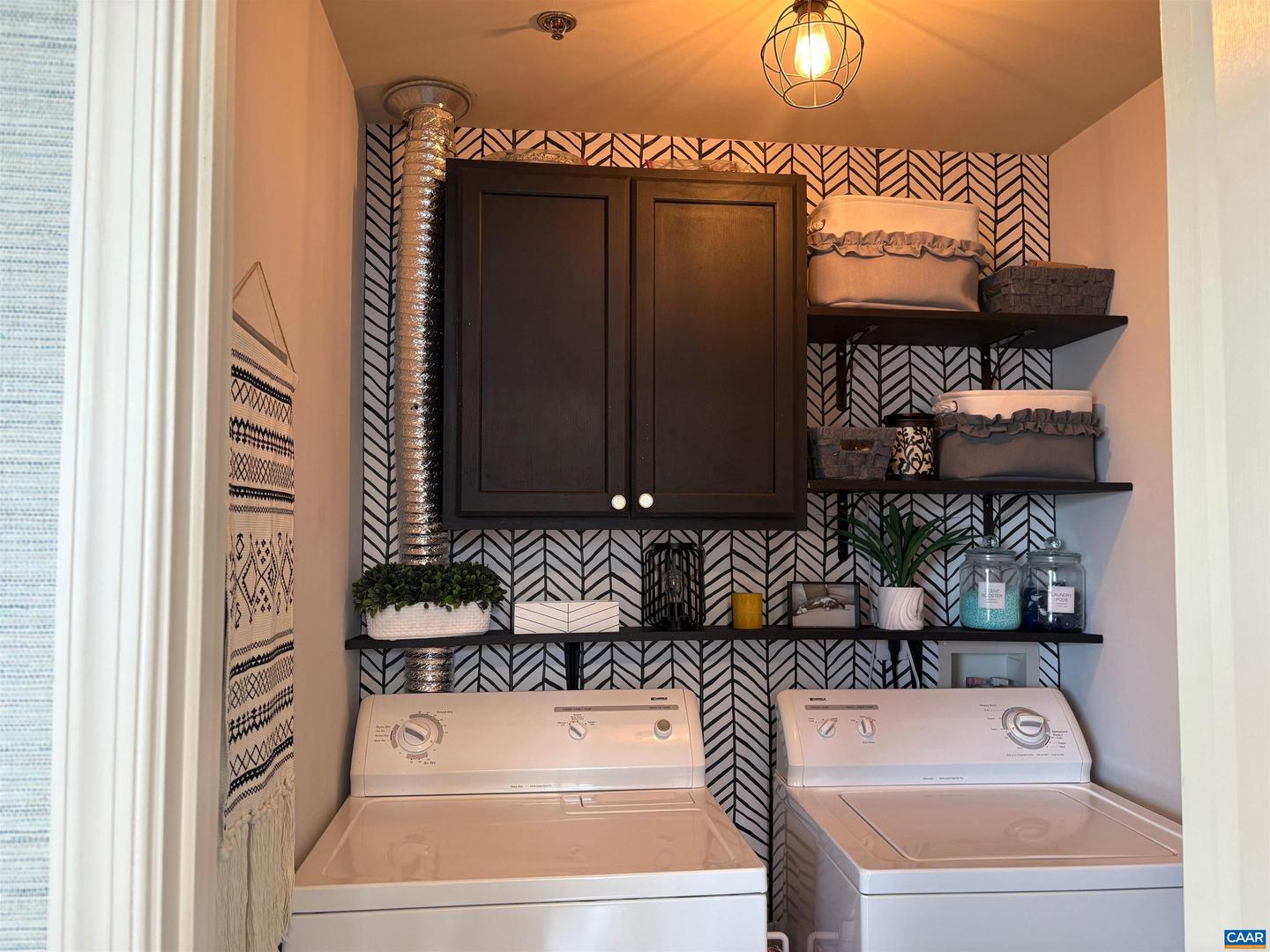 280 RIVERBEND DR #4C, CHARLOTTESVILLE, Virginia 22911, 1 Bedroom Bedrooms, ,1 BathroomBathrooms,Residential,For sale,280 RIVERBEND DR #4C,663993 MLS # 663993