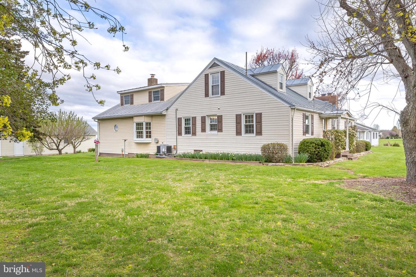 23045 WATSON RD, LEESBURG, Virginia 20175, 6 Bedrooms Bedrooms, ,2 BathroomsBathrooms,Residential,For sale,23045 WATSON RD,VALO2068338 MLS # VALO2068338