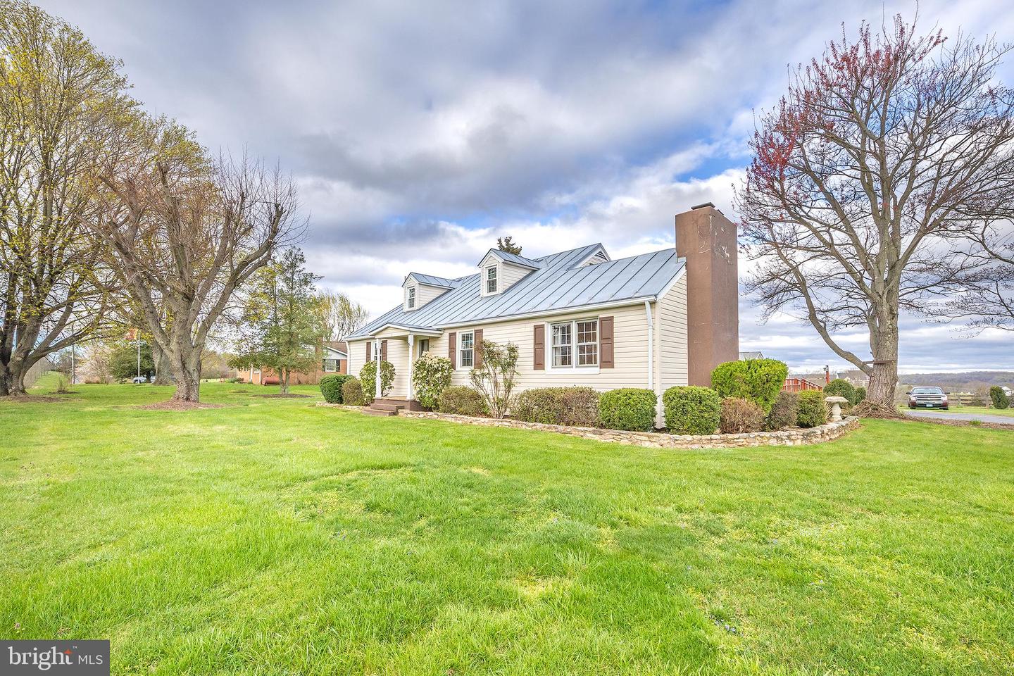 23045 WATSON RD, LEESBURG, Virginia 20175, 6 Bedrooms Bedrooms, ,2 BathroomsBathrooms,Residential,For sale,23045 WATSON RD,VALO2068338 MLS # VALO2068338