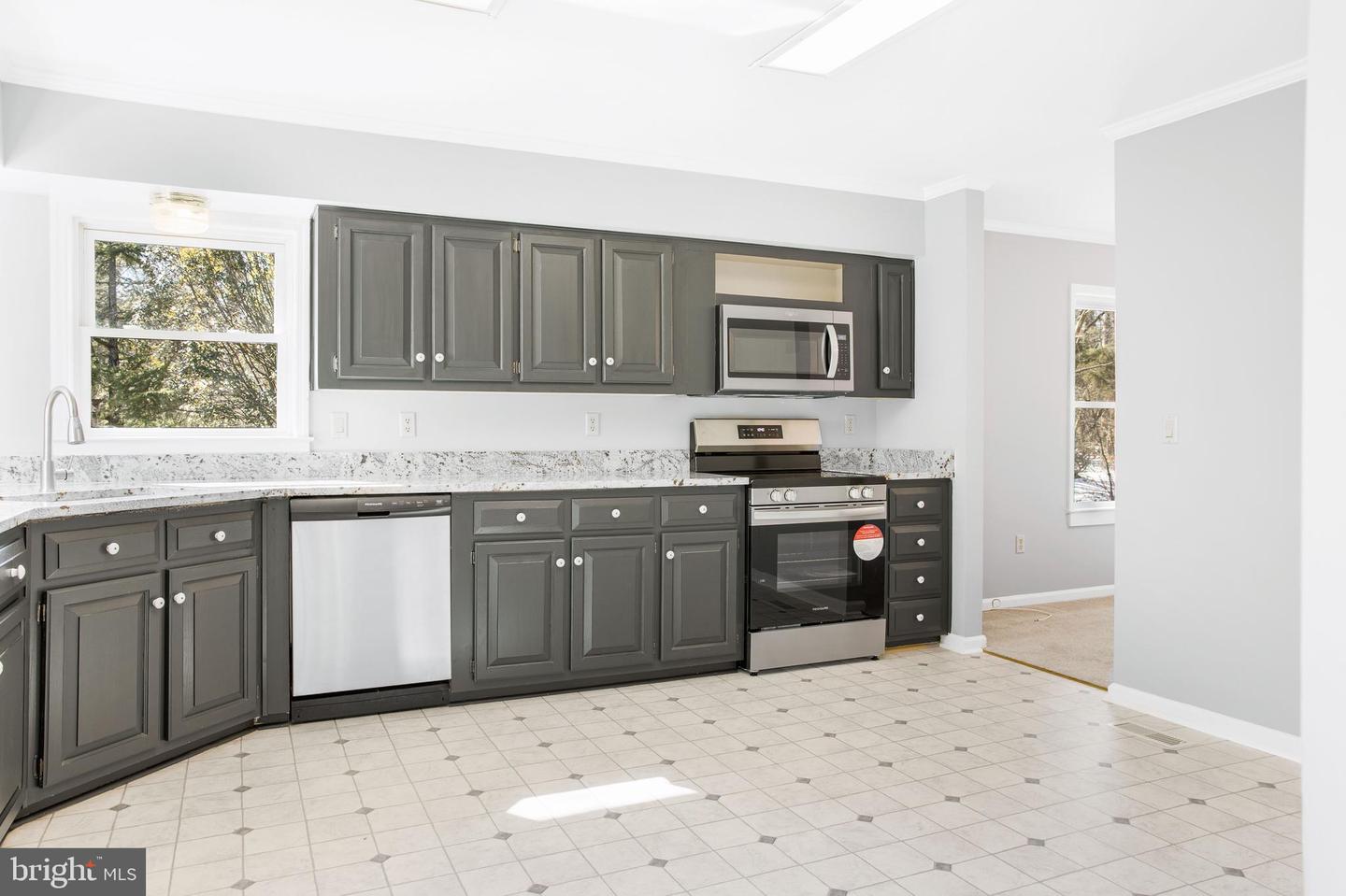 129 SWEETBRIAR LN, MONTROSS, Virginia 22520, 3 Bedrooms Bedrooms, ,2 BathroomsBathrooms,Residential,For sale,129 SWEETBRIAR LN,VAWE2007122 MLS # VAWE2007122