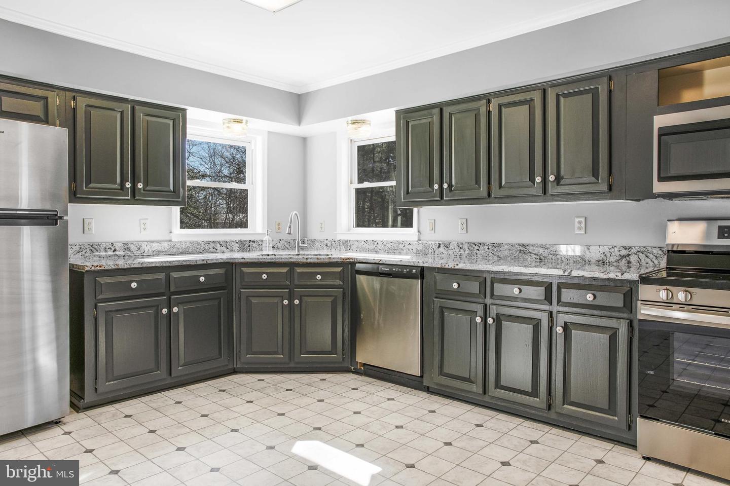129 SWEETBRIAR LN, MONTROSS, Virginia 22520, 3 Bedrooms Bedrooms, ,2 BathroomsBathrooms,Residential,For sale,129 SWEETBRIAR LN,VAWE2007122 MLS # VAWE2007122