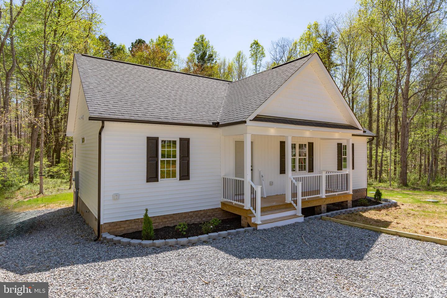 61 OAKLAND PL, LOUISA, Virginia 23093, 3 Bedrooms Bedrooms, ,2 BathroomsBathrooms,Residential,For sale,61 OAKLAND PL,VALA2007076 MLS # VALA2007076
