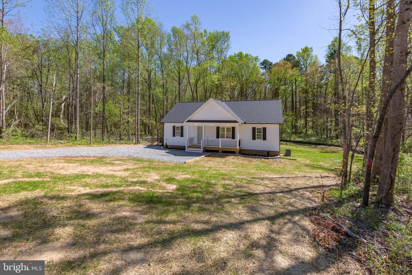 61 OAKLAND PL, LOUISA, Virginia 23093, 3 Bedrooms Bedrooms, ,2 BathroomsBathrooms,Residential,For sale,61 OAKLAND PL,VALA2007076 MLS # VALA2007076