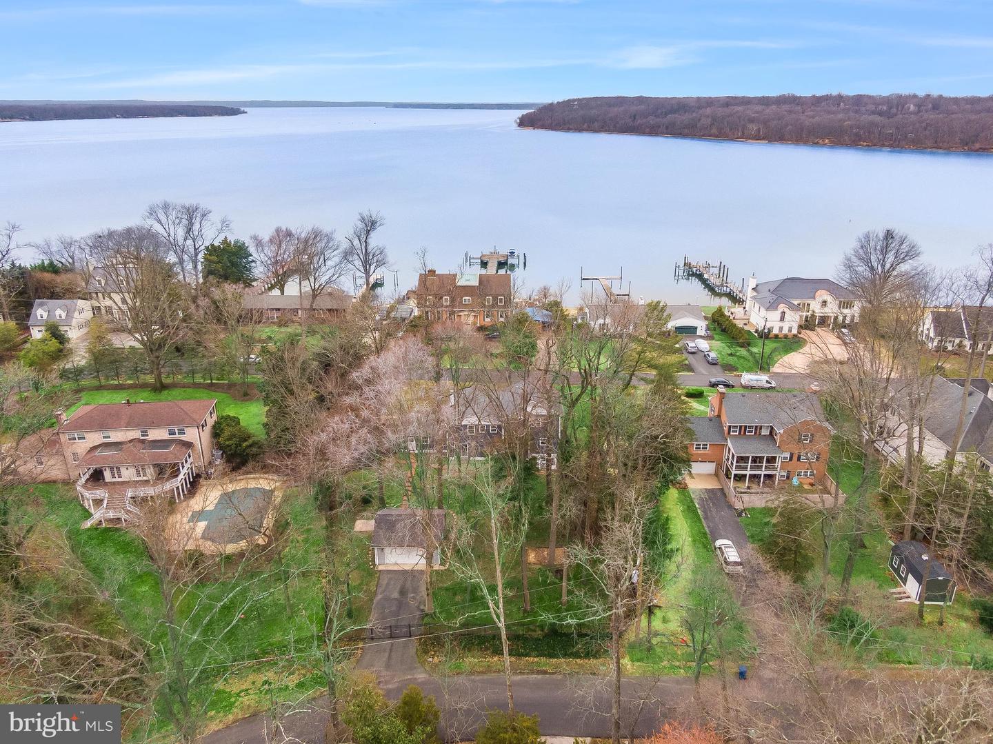 4743 NEPTUNE DR, ALEXANDRIA, Virginia 22309, 5 Bedrooms Bedrooms, ,4 BathroomsBathrooms,Residential,For sale,4743 NEPTUNE DR,VAFX2221600 MLS # VAFX2221600
