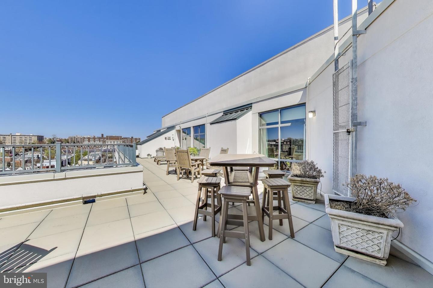 2020 12TH ST NW #618, WASHINGTON, District Of Columbia 20009, 1 Bedroom Bedrooms, ,1 BathroomBathrooms,Residential,For sale,2020 12TH ST NW #618,DCDC2185042 MLS # DCDC2185042
