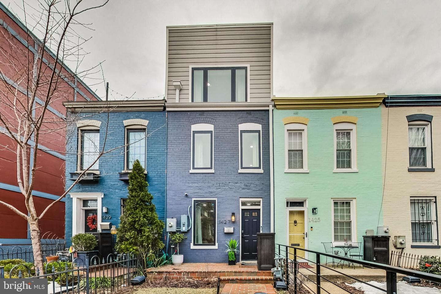 1427 K ST SE, WASHINGTON, District Of Columbia 20003, 4 Bedrooms Bedrooms, ,3 BathroomsBathrooms,Residential,For sale,1427 K ST SE,DCDC2186710 MLS # DCDC2186710