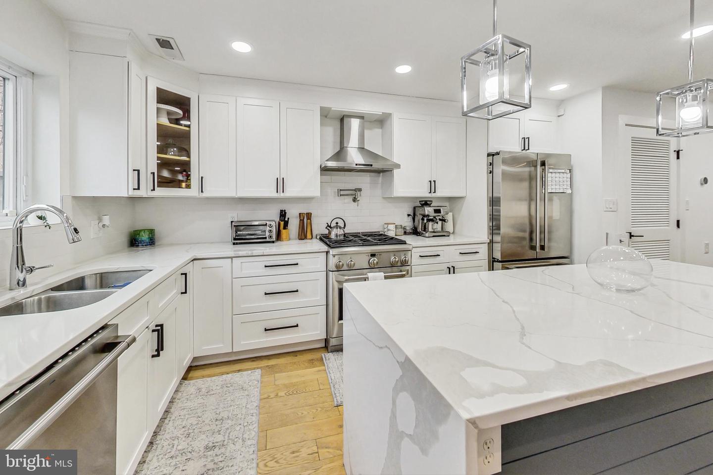1427 K ST SE, WASHINGTON, District Of Columbia 20003, 4 Bedrooms Bedrooms, ,3 BathroomsBathrooms,Residential,For sale,1427 K ST SE,DCDC2186710 MLS # DCDC2186710
