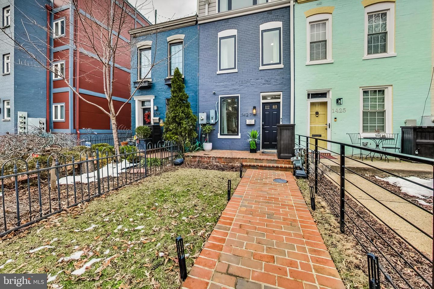 1427 K ST SE, WASHINGTON, District Of Columbia 20003, 4 Bedrooms Bedrooms, ,3 BathroomsBathrooms,Residential,For sale,1427 K ST SE,DCDC2186710 MLS # DCDC2186710
