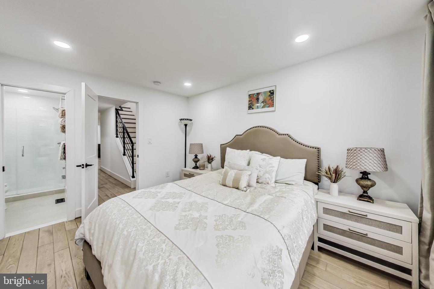 1427 K ST SE, WASHINGTON, District Of Columbia 20003, 4 Bedrooms Bedrooms, ,3 BathroomsBathrooms,Residential,For sale,1427 K ST SE,DCDC2186710 MLS # DCDC2186710