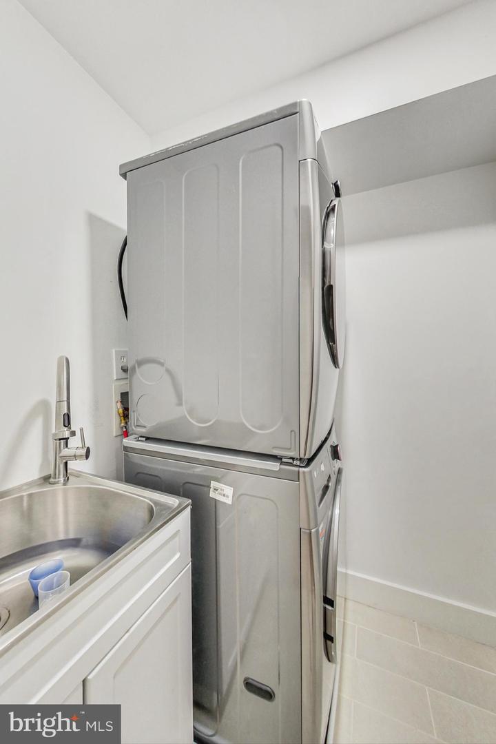 1427 K ST SE, WASHINGTON, District Of Columbia 20003, 4 Bedrooms Bedrooms, ,3 BathroomsBathrooms,Residential,For sale,1427 K ST SE,DCDC2186710 MLS # DCDC2186710