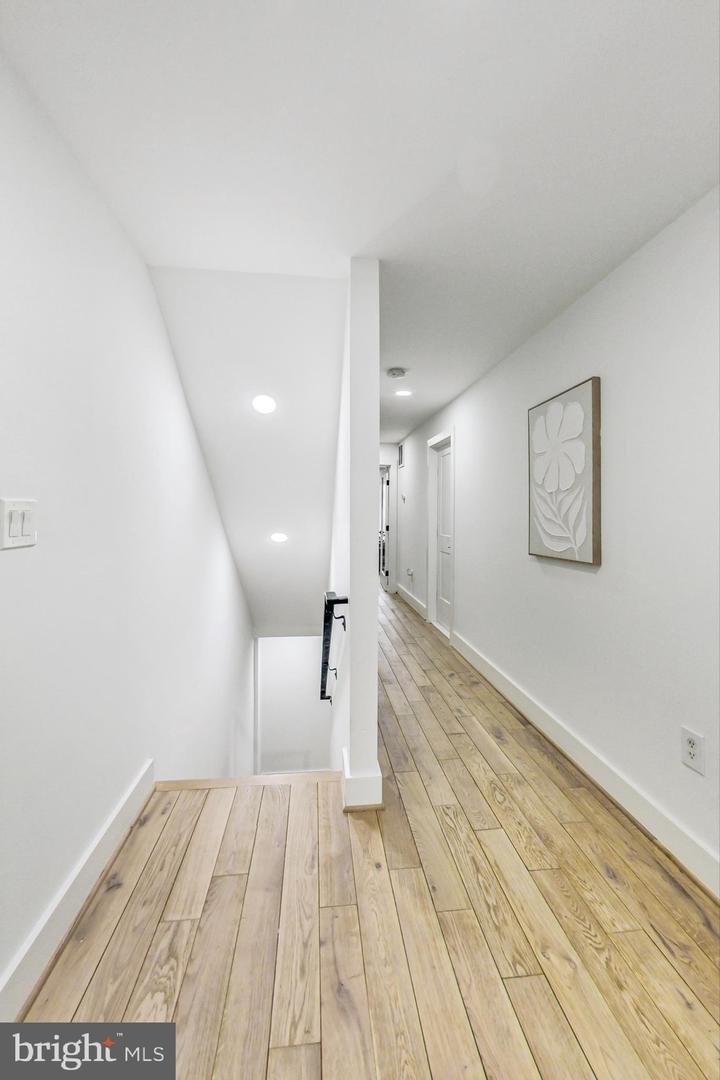 1427 K ST SE, WASHINGTON, District Of Columbia 20003, 4 Bedrooms Bedrooms, ,3 BathroomsBathrooms,Residential,For sale,1427 K ST SE,DCDC2186710 MLS # DCDC2186710