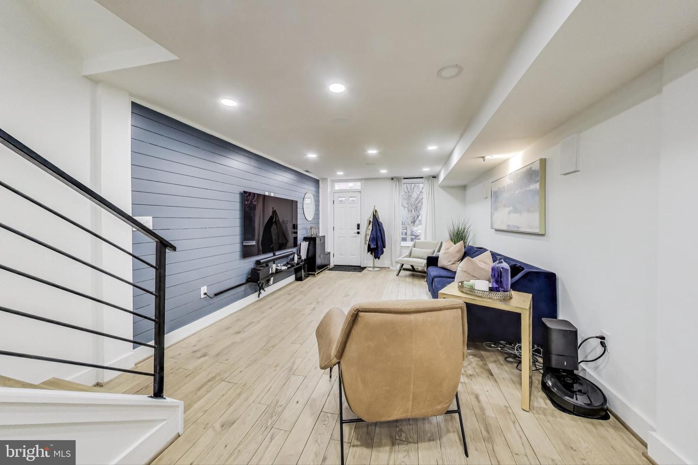 1427 K ST SE, WASHINGTON, District Of Columbia 20003, 4 Bedrooms Bedrooms, ,3 BathroomsBathrooms,Residential,For sale,1427 K ST SE,DCDC2186710 MLS # DCDC2186710