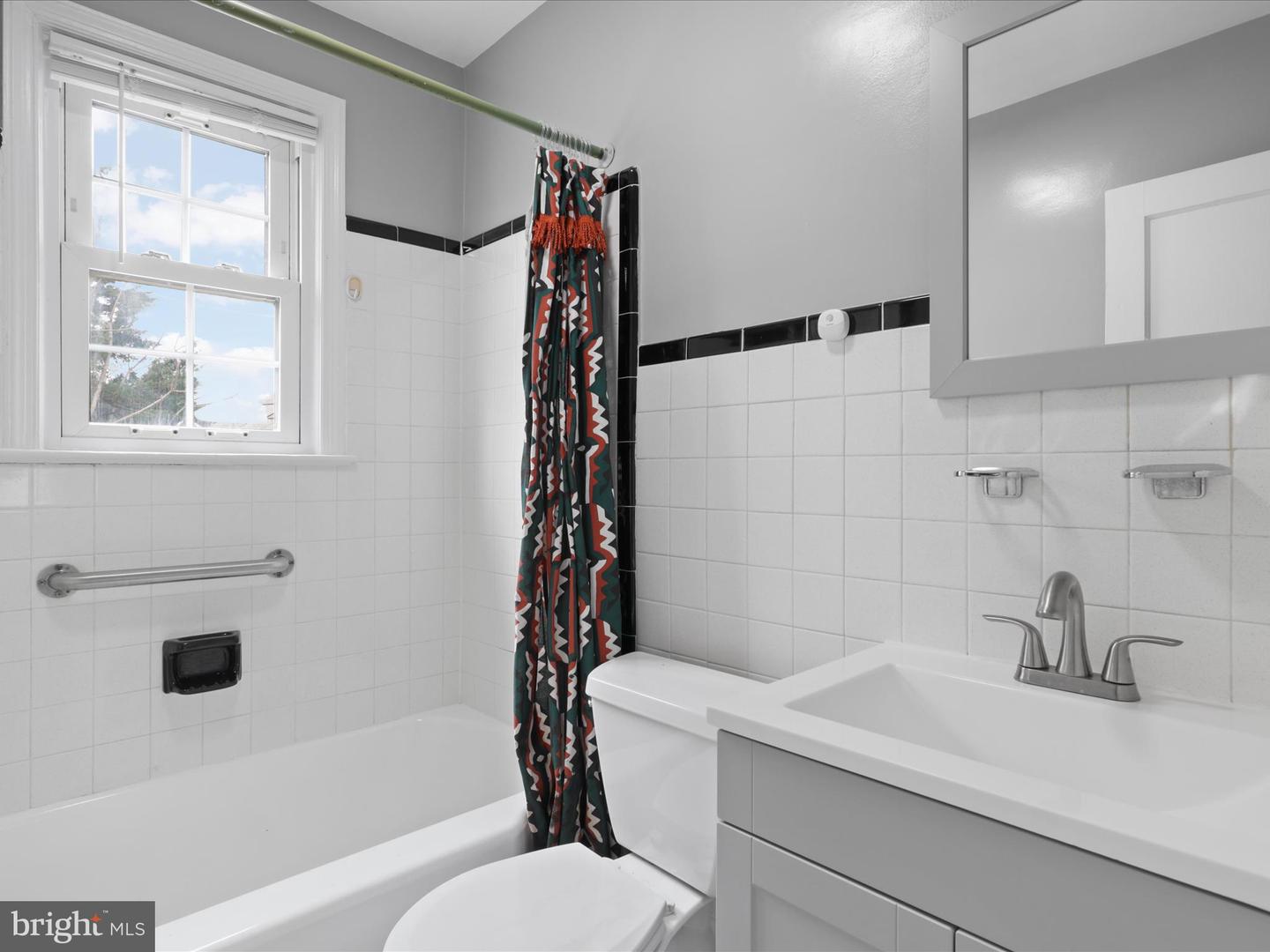 1804 N CULPEPER ST, ARLINGTON, Virginia 22207, 2 Bedrooms Bedrooms, ,1 BathroomBathrooms,Residential,For sale,1804 N CULPEPER ST,VAAR2054018 MLS # VAAR2054018