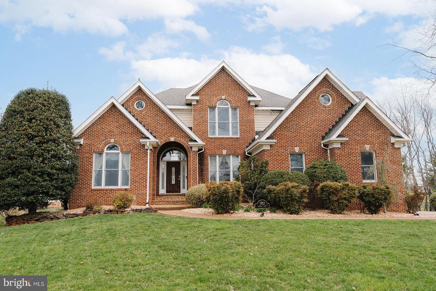 1812 FAIRWAY CT, CULPEPER, Virginia 22701, 6 Bedrooms Bedrooms, ,4 BathroomsBathrooms,Residential,For sale,1812 FAIRWAY CT,VACU2009934 MLS # VACU2009934