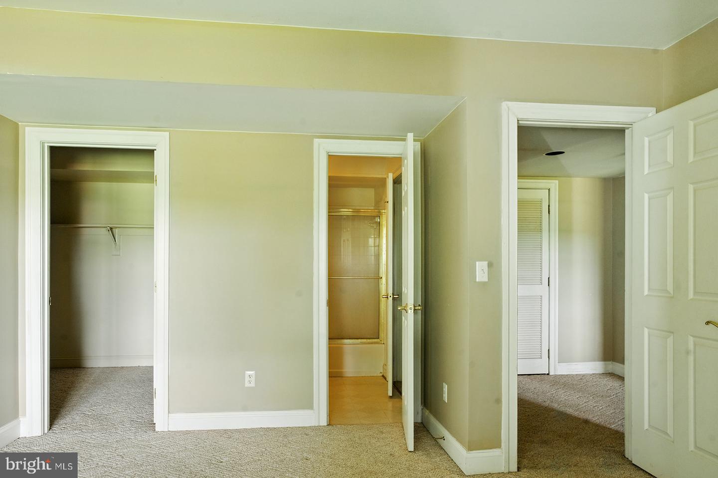 1812 FAIRWAY CT, CULPEPER, Virginia 22701, 6 Bedrooms Bedrooms, ,4 BathroomsBathrooms,Residential,For sale,1812 FAIRWAY CT,VACU2009934 MLS # VACU2009934